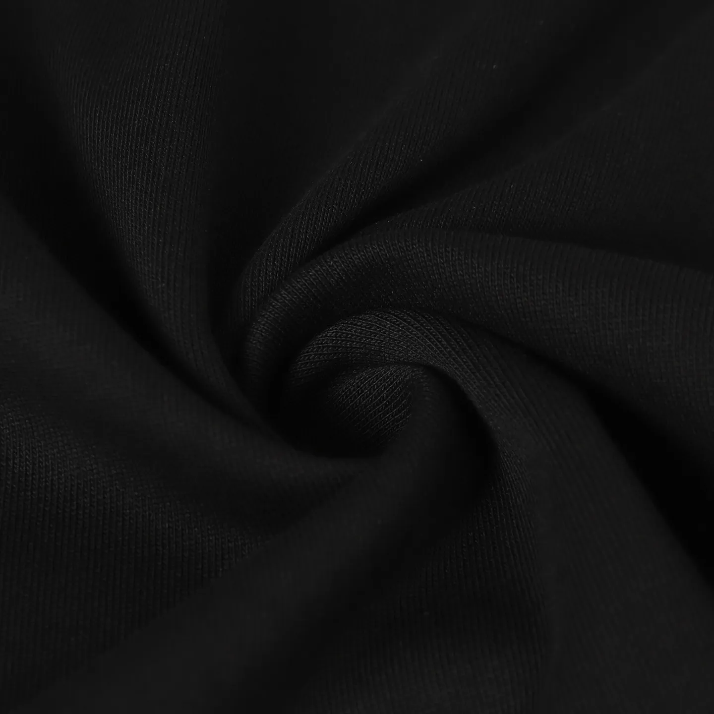🅿️270 Come Hearts/Kro Heart Sanskrit Printed Long Sleeve, King of Autumn and Winter! Chest pockets, high weight threads on collar and cuffs, custom woven and dyed 280g double yarn pure cotton fabric, washed anti-counterfeiting tags and other auxiliary materials are all correct versions, super conspicuous, super good-looking and super atmospheric, same style for men and women! The overall upper body shows fashion and individuality, and it is recommended for couples to wear it together!! Color: Black White Size: XS-L
